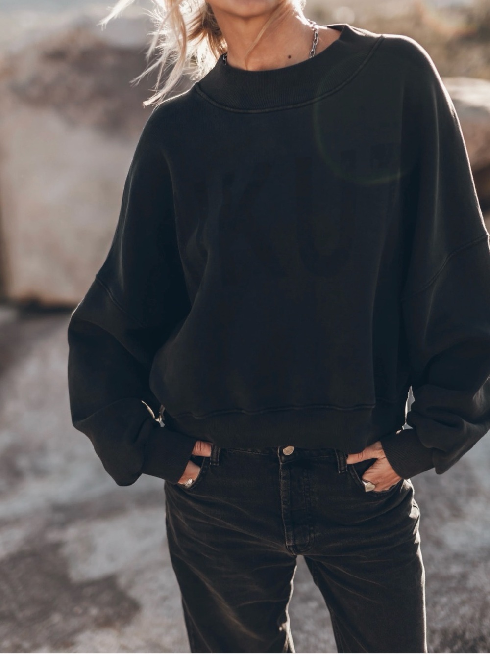 Mikuta Black Sweatshirt